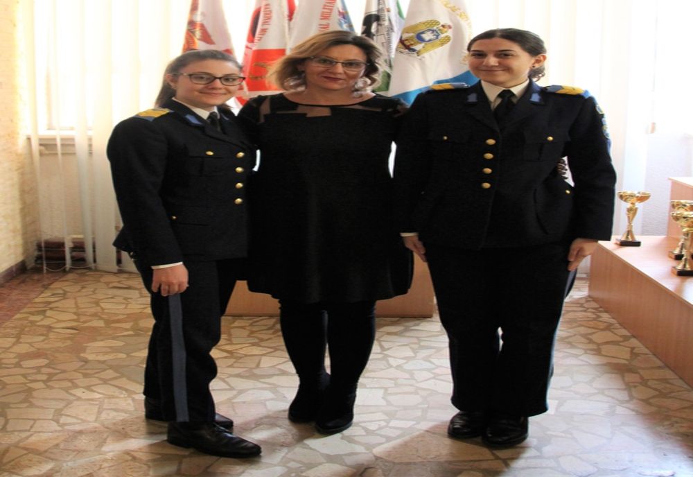 Calificare la faza națională a Olimpiadei de Lectură a unei eleve din cadrul Colegiului Național Militar „Mihai Viteazul”.