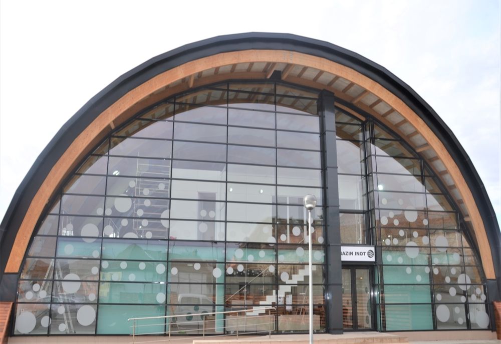 Municipiul Blaj are un bazin acoperit de înot. Valoarea investiției depășește un milion de euro.