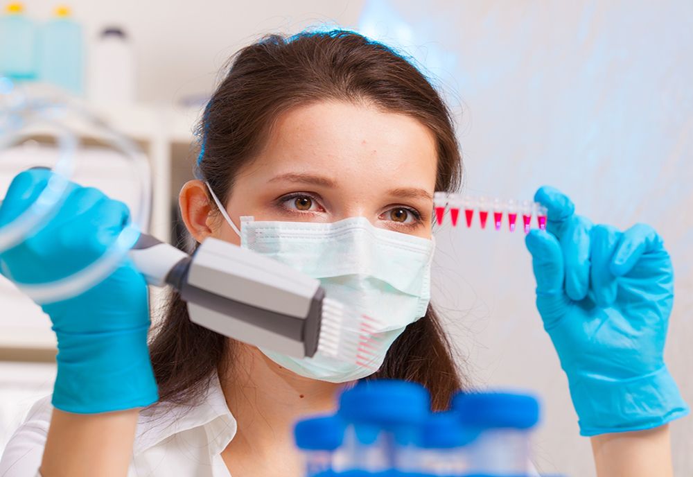 Alba : 49 de cazuri de coronavirus confirmate la nivelul județului. Un medic și două asistente de la un Centru de Dializă, infectați cu COVID 19. 