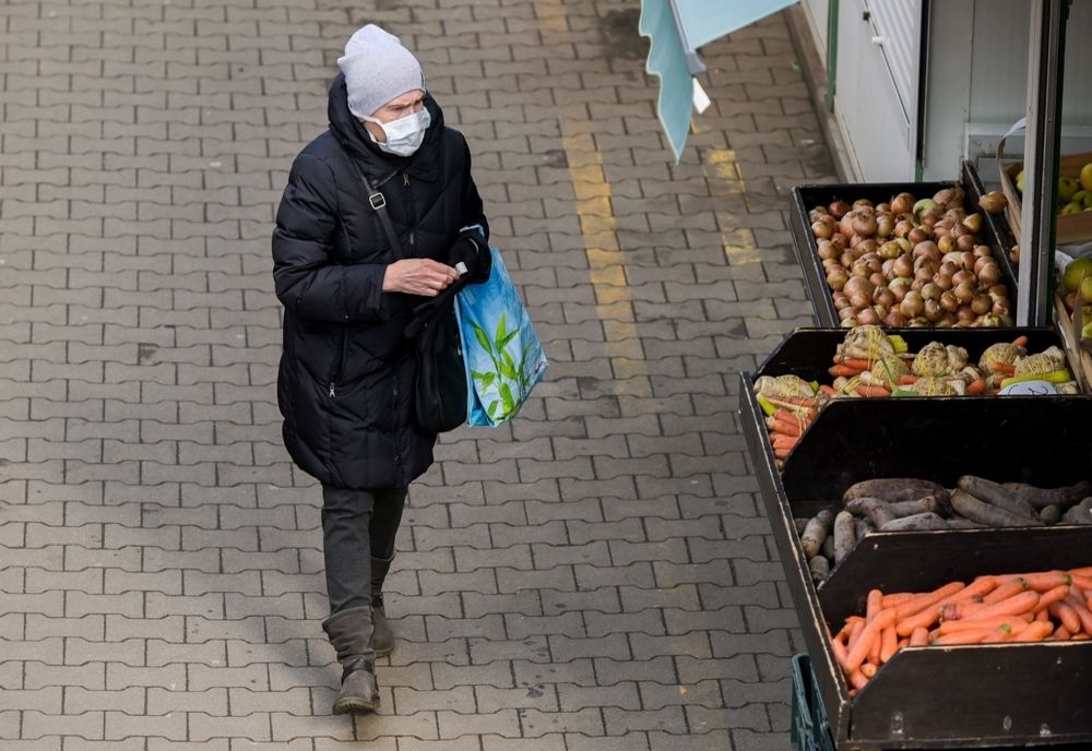 Blaj: Din 27 aprilie, obligatoriu măști de protecție în spațiile publice închise și în transportul în comun din oraș 