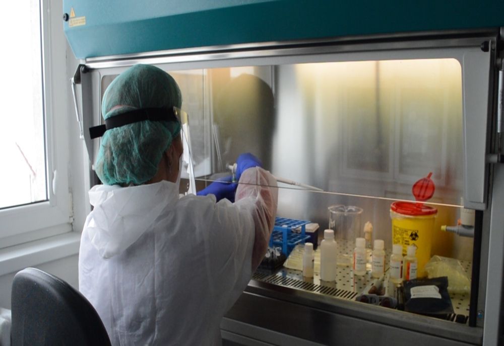 2000 de persoane din Alba Iulia vor fi testate gratuit pentru depistarea COVID-19, în vederea reîntoarcerii în siguranță în școli 