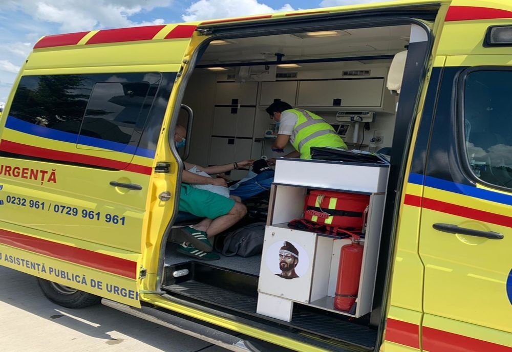 Un bărbat și un copil au ajuns la spital, în urma unui accident rutier