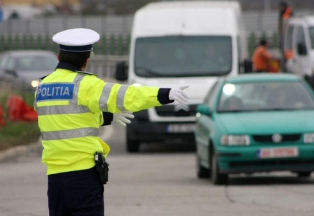 Urmărit național, prins în urma unui control în trafic. Pentru a scăpa de polițiști s-a dat drept altcineva