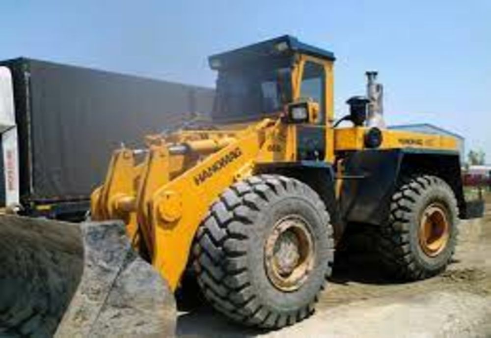 O persoană și-a pierdut viața după ce a fost acroșată de o volă 