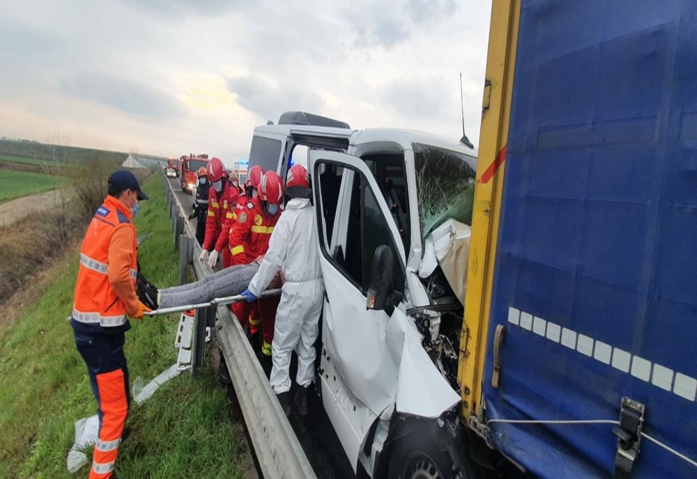 Accident cu 8 victime pe A1 (FOTO/VIDEO)