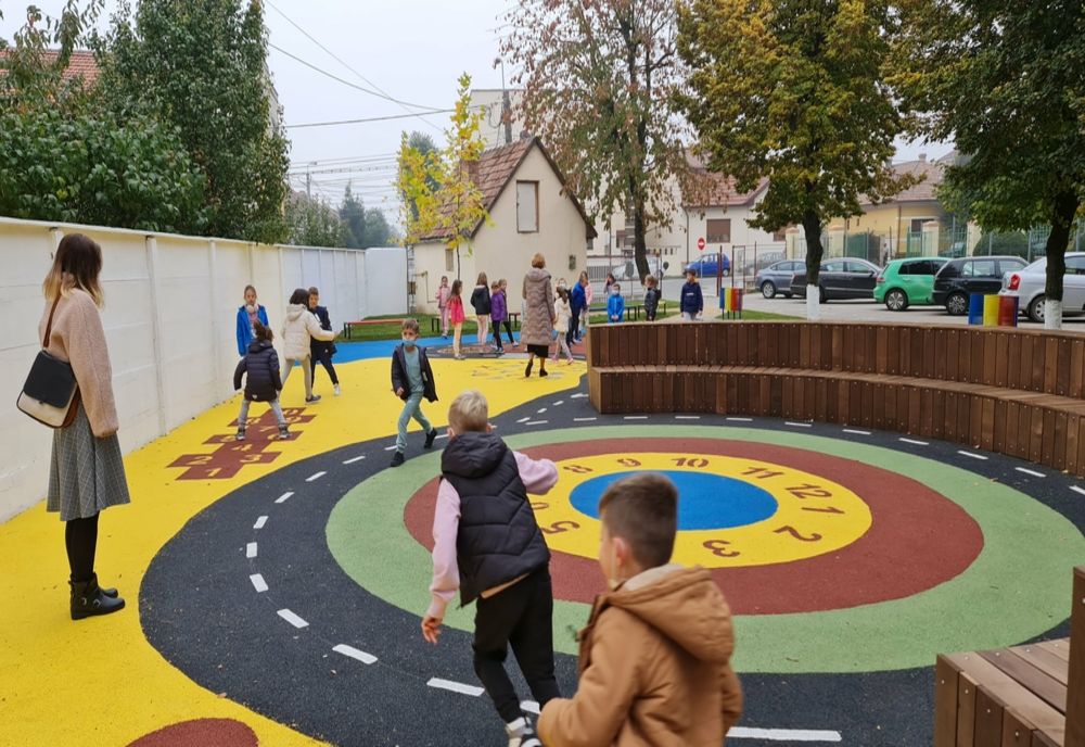 Proiectul ”Pauza de joacă” a fost inaugurat la Alba Iulia