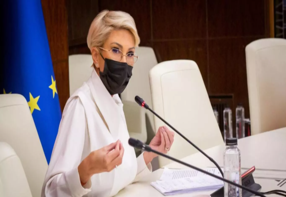 Raluca Turcan: „A crescut semnificativ numărul solicitărilor pentru plata ajutoarelor de DECES. În Capitală s-a dublat”