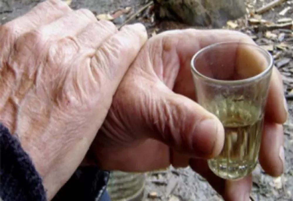 De ce NU este bine să bei ţuică pe 24 decembrie, în Ajunul Crăciunului - efectul, de neimaginat!