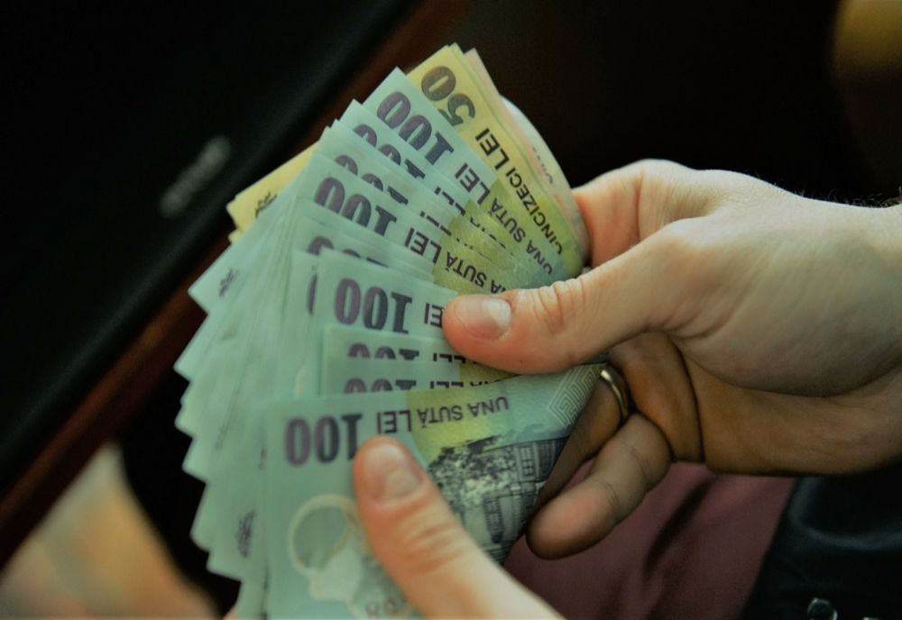 Vești mari pentru toți românii! Vor primi mai mulți bani de la stat. Se întâmplă de la 1 iunie