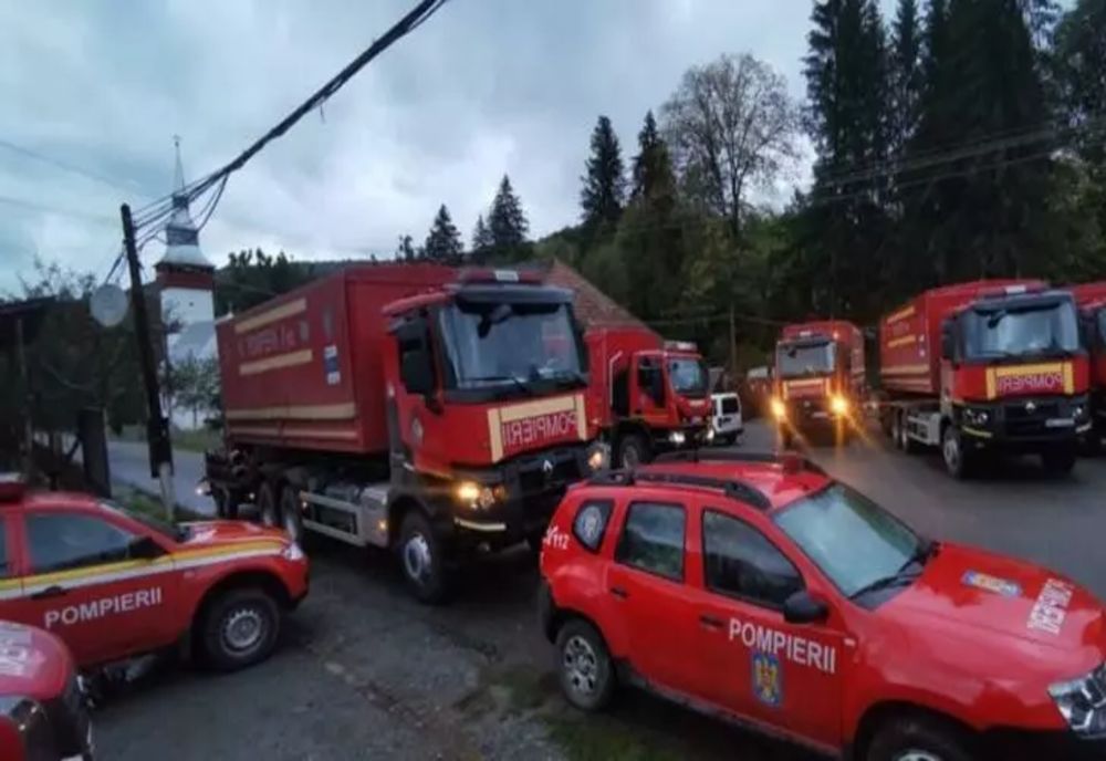 200 de oameni au fost evacuați de la Roșia Montana, de urgență, după ce s-a găsit o avarie la Barajul Lacului Piscicol Tăul Mare