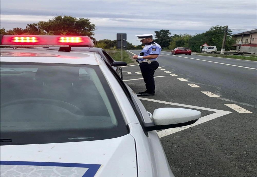 Patru șoferi au rămas fără permise și alți 17 depistați cu viteză peste limita legală