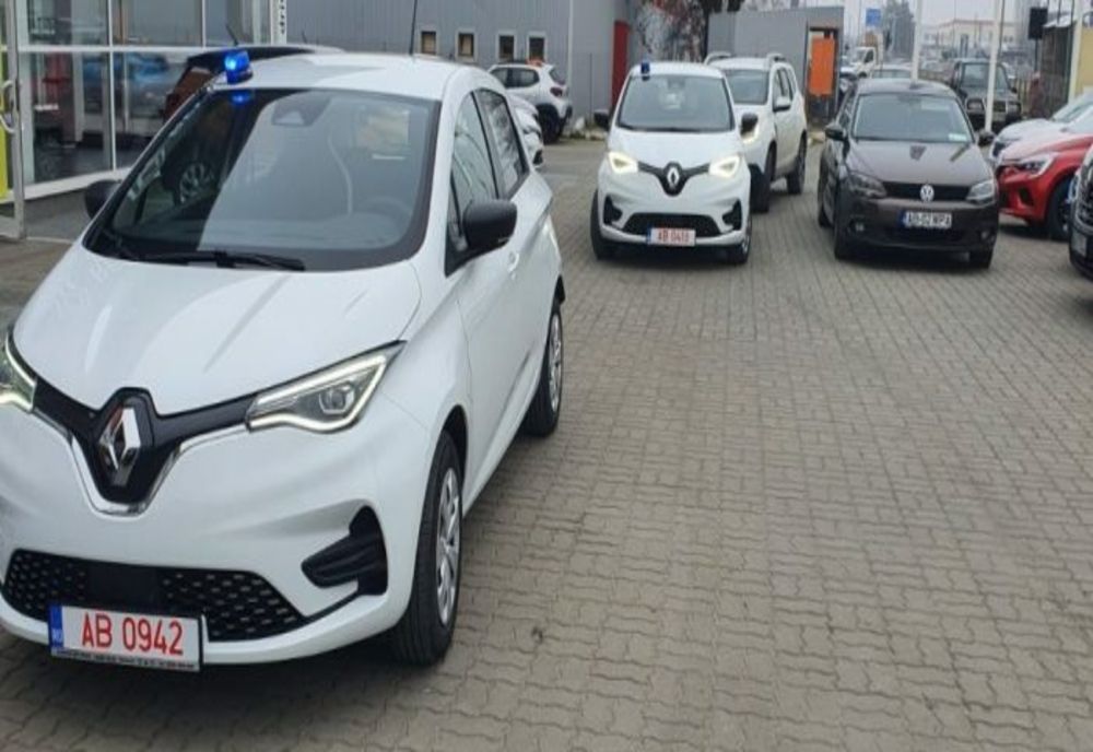 Polițiștii locali din Alba vor patrula în autoturisme electrice