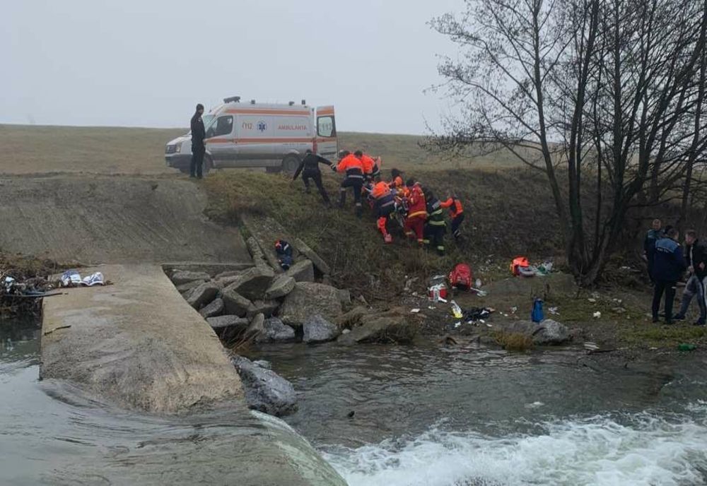 Situație incertă pentru femeia care a căzut miercuri apele râului Ampoi