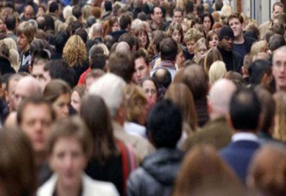 Studiu: 8 din 10 români cred că 2025 a fost un an prost