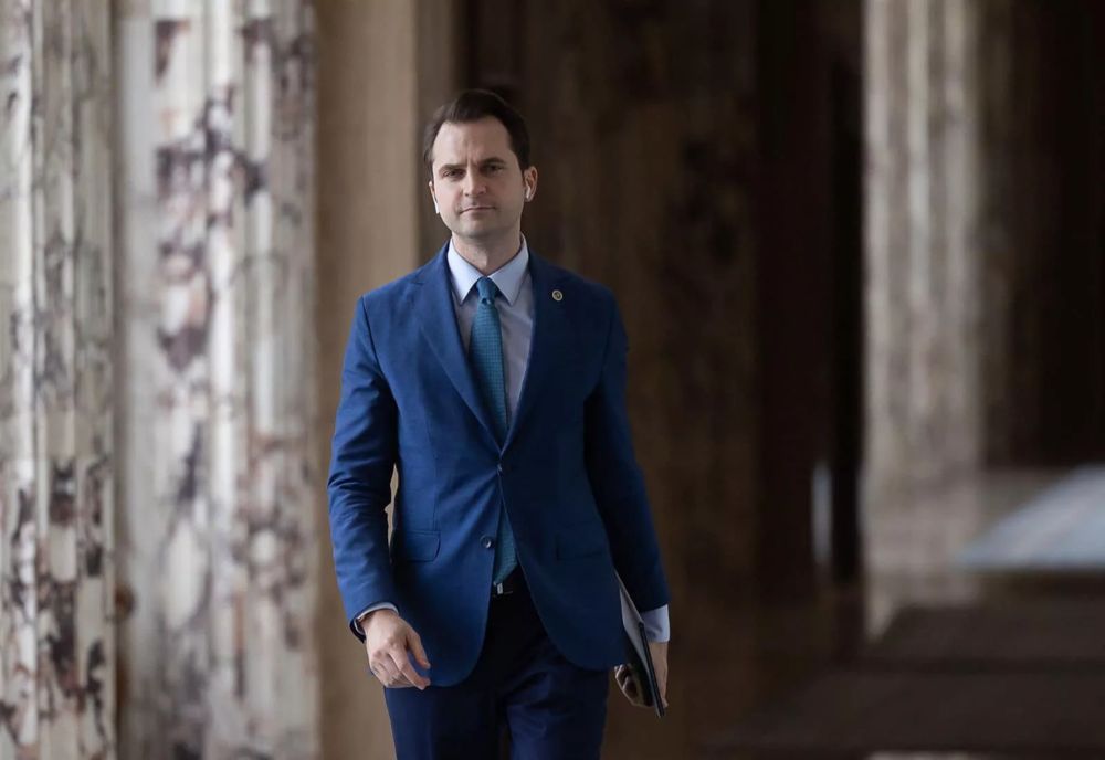 Finul lui Videanu, în cărți pentru Ministerul Finanțelor - Răspunsul lui Sebastian Burduja, la Culisele statului paralel