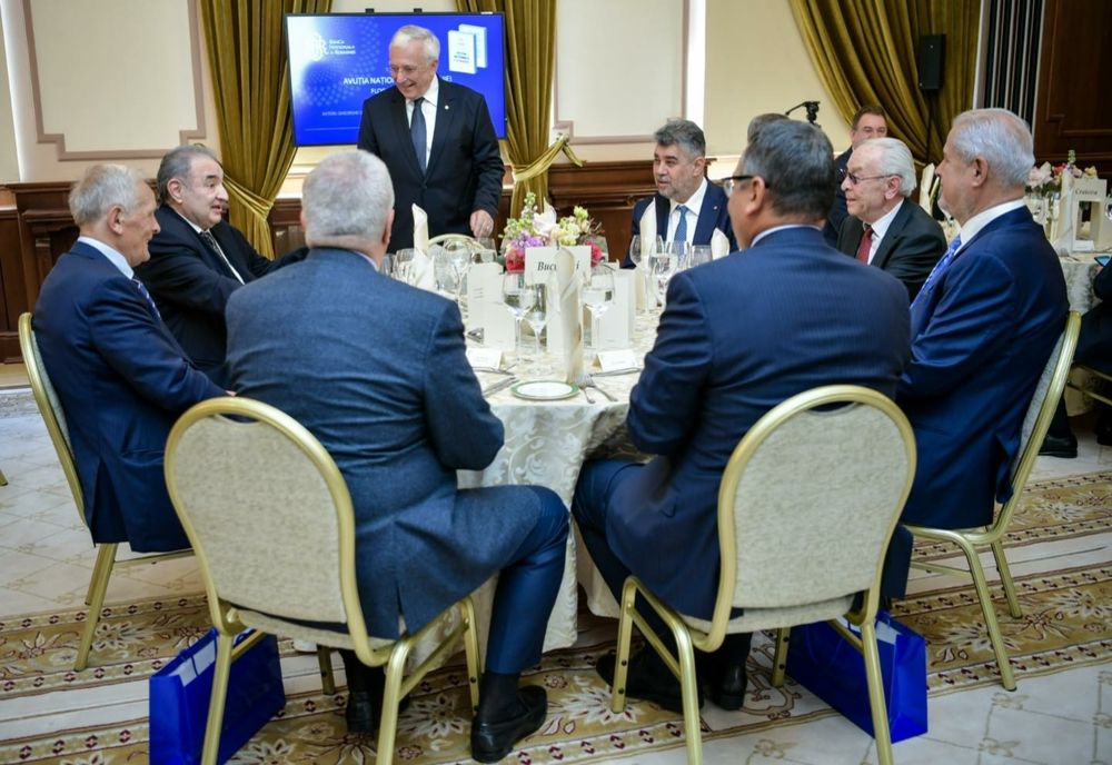 Marcel Ciolacu, viitorul prim-ministru al României, întâlnire cu 6 foști premieri - Imaginile momentului