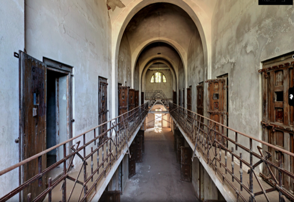 Bătaie pe fondul consumului de alcool! Doi cumnați au ajuns în arest