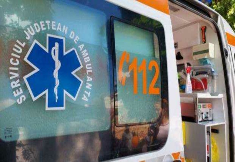 UN BĂRBAT DIN ALBA A MURIT DUPĂ CE A CĂZUT DE PE SCHELA UNEI CASE