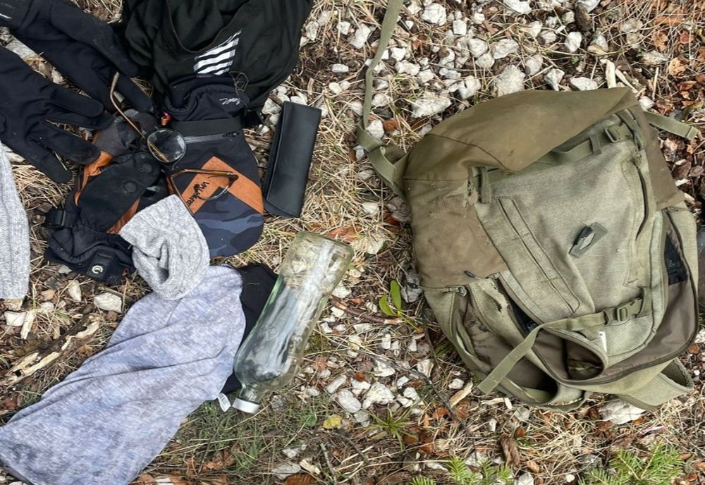 Un rucsac cu haine a fost abandonat în masivul Piatra Mare. În zonă sunt urși