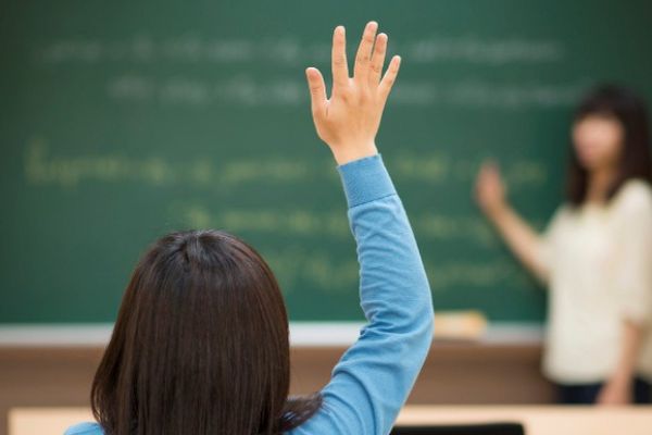 La Metes, elevii de clasa pregătitoare vor primi ghiozdane si rechizite