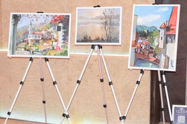 Maria Yughina va picta un tablou cu tematică şahistă dedicat Centenarului Marii Uniri