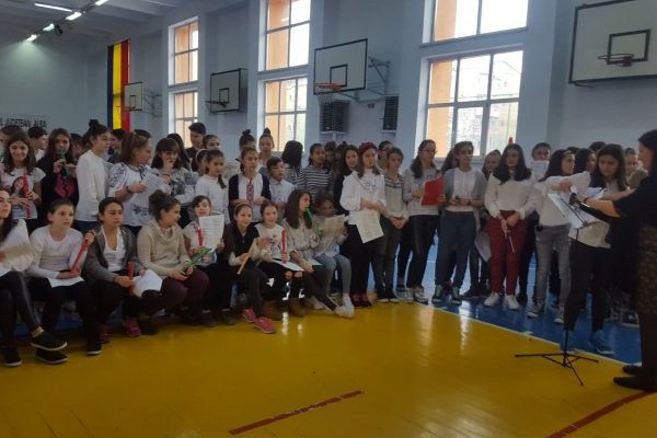 Spiritul Crăciunului a ajuns la Liceul cu Program Sportiv din Alba Iulia