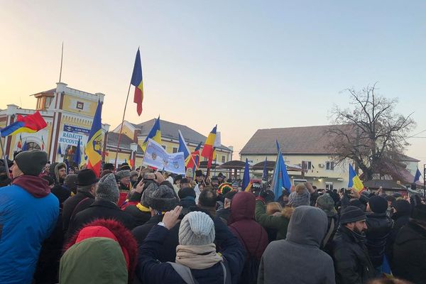 Români de pretutindeni au participat la Marșul Unirii (VIDEO)