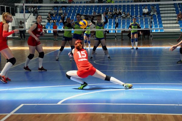 FOTO: Volei Alba Blaj a transferat pe una dintre cele mai valoroase tinere voleibaliste din România