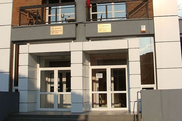 Sute de locuri de muncă disponibile în Alba.