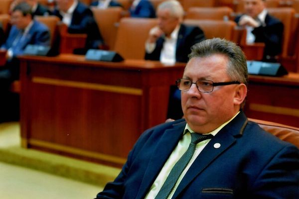 Deputat de Alba : Ajuns la fundul sacului, PSD vrea să pună mâna pe rezerva de aur a României