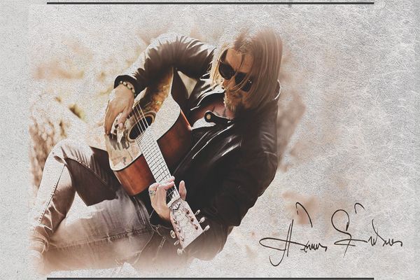 Prezentări de cărți și muzică folk cu Adrian Sărmășan