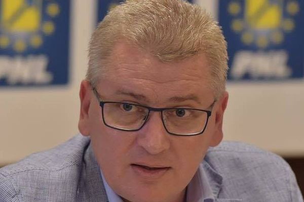 PNL propune dublarea indemnizației detinuților politici