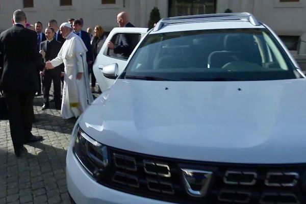 Vizita Papei Francisc în România : Mesajul organizatorilor către cetățeni : Sunteți adevărați parteneri și beneficiari ai vizitei Suveranului Pontif, în acest moment istoric pentru România.