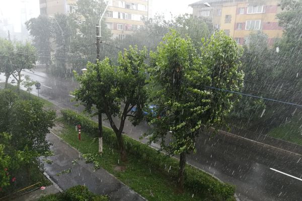 ULTIMA ORĂ - Ploi însemnate cantitativ și pericol de inundații pentru județul Alba