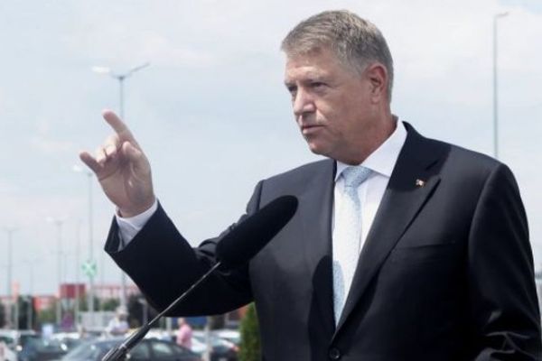 Klaus Iohannis amenițat cu moartea după ce a refuzat o cerere de grațiere