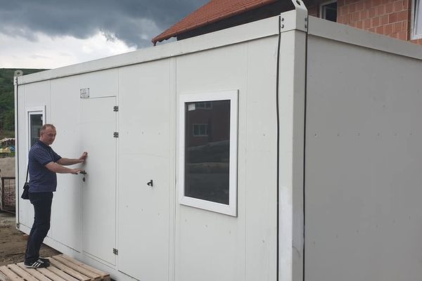 Dirigintele Oficiului Poștal din Sebeș reținut de polițiști