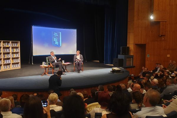 VIDEO - Klaus Iohannis și-a lansat noua carte la Alba Iulia