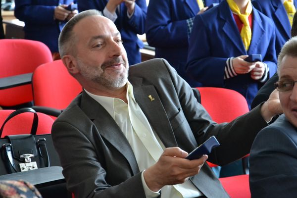 Paul Voicu preia oficial conducerea municipiului Alba Iulia. Opoziția din Consiliul Local nu a avut puterea nici măcar să-și argumenteze solicitările de revocare a celor doi viceprimari.