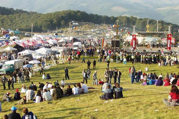 Programul Târgului de Fete de pe Muntele Găina