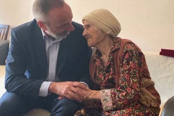 Ana Olaru – o viață cât un centenar