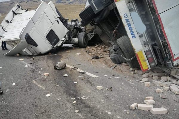 Accident grav pe autostrada A10 Turda-Aiud