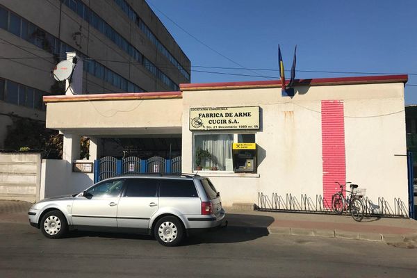 Raport al Inspecției Fiscale DEVASTATOR pentru Fabrica de Arme Cugir. Firmele coordonate de actualul director general, pe lista celor ce au beneficiat de bani fără justificare
