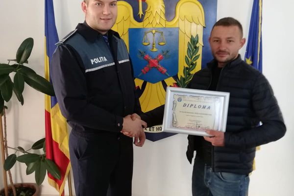 Un bărbat din Crăciunelu de Jos a găsit 12.000 de lei