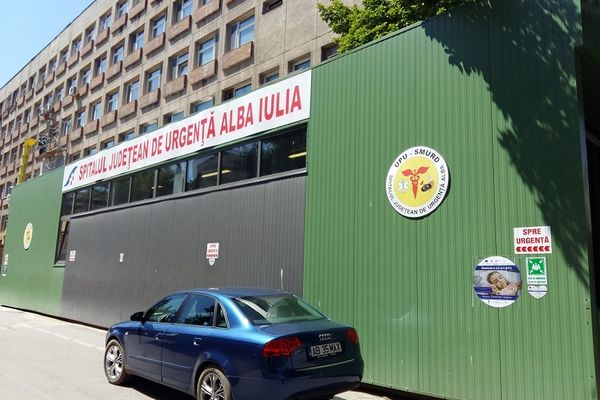 Gamă largă de afecțiuni ale vederii, tratată la Spitalul Județean de Urgență Alba Iulia. Sfaturi pentru pacienți