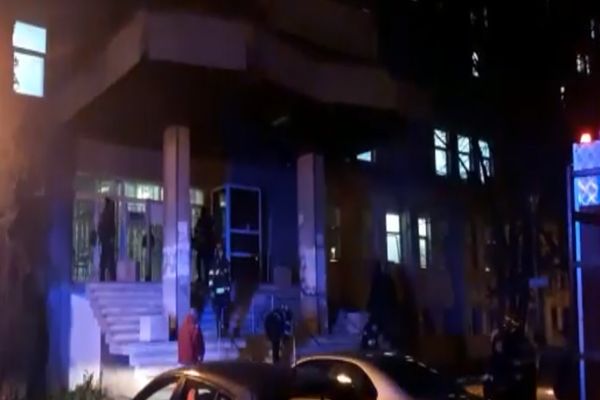 Video! Incendiu la un scaun stomatologic în Policlinica Spitalului de Pediatrie Pitești