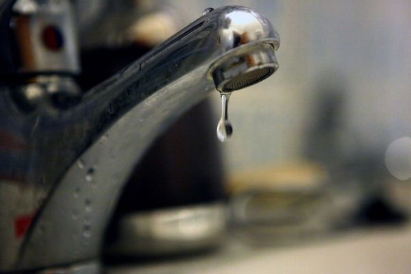 De la 1 Ianuarie 2020 se scumpește apa și canalizarea