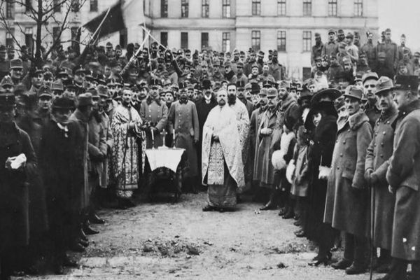 Alba Iulia : Istoria Zilei Naționale și Marea Adunare 