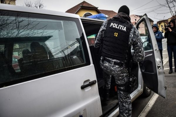 Percheziții de amploare în Alba și alte 16 județe. Sunt vizate infracțiuni de evaziune fiscală și spălare de bani.