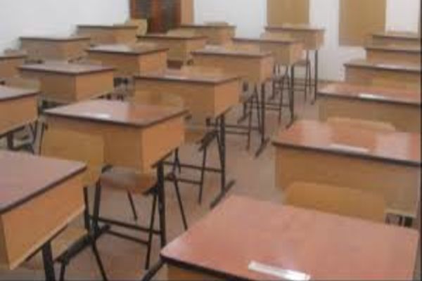 Este oficial! Se ÎNCHID școlile din cauza coronavirusului 