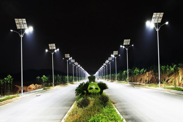 Reabilitarea rețelei de iluminat public în orașul Aiud pe bani europeni. 